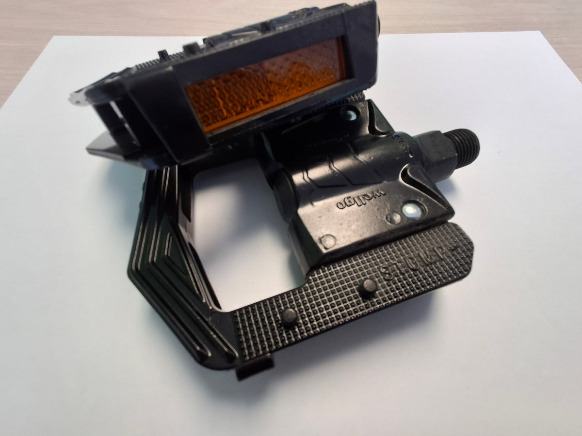 Foldable Pedals for Surface 604 Twist eBike.