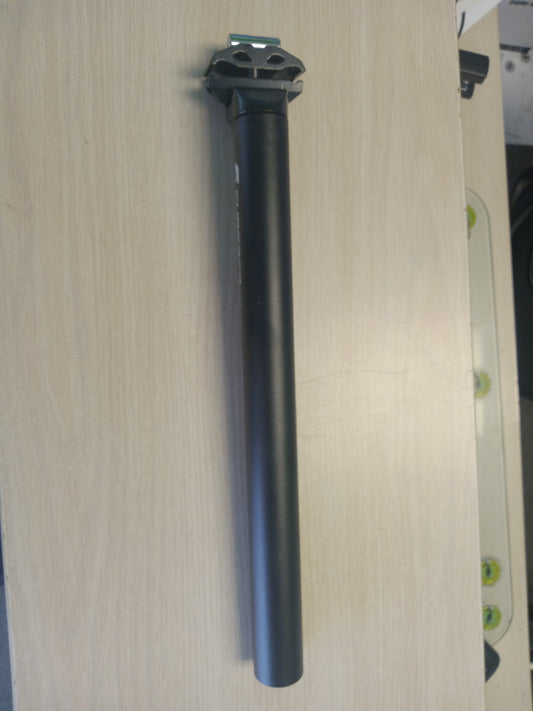 Seat Post Single Bolt 6mm Key, 30mm Diameter