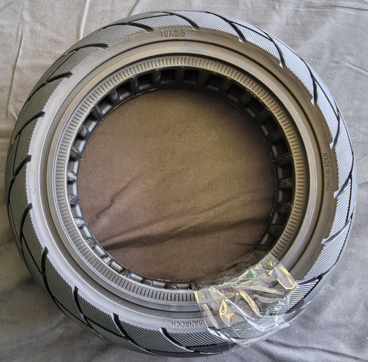 10x2.5 (also 60/70-6.5 ) Solid Tire