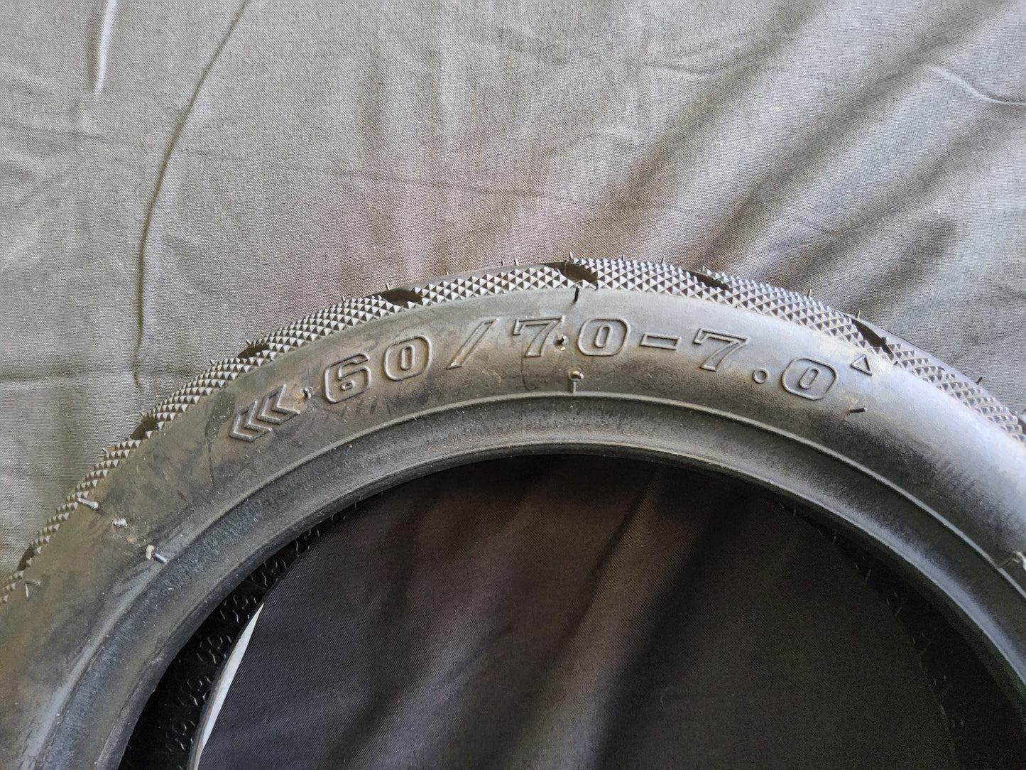 60/70-7.0 Tubeless Tire
