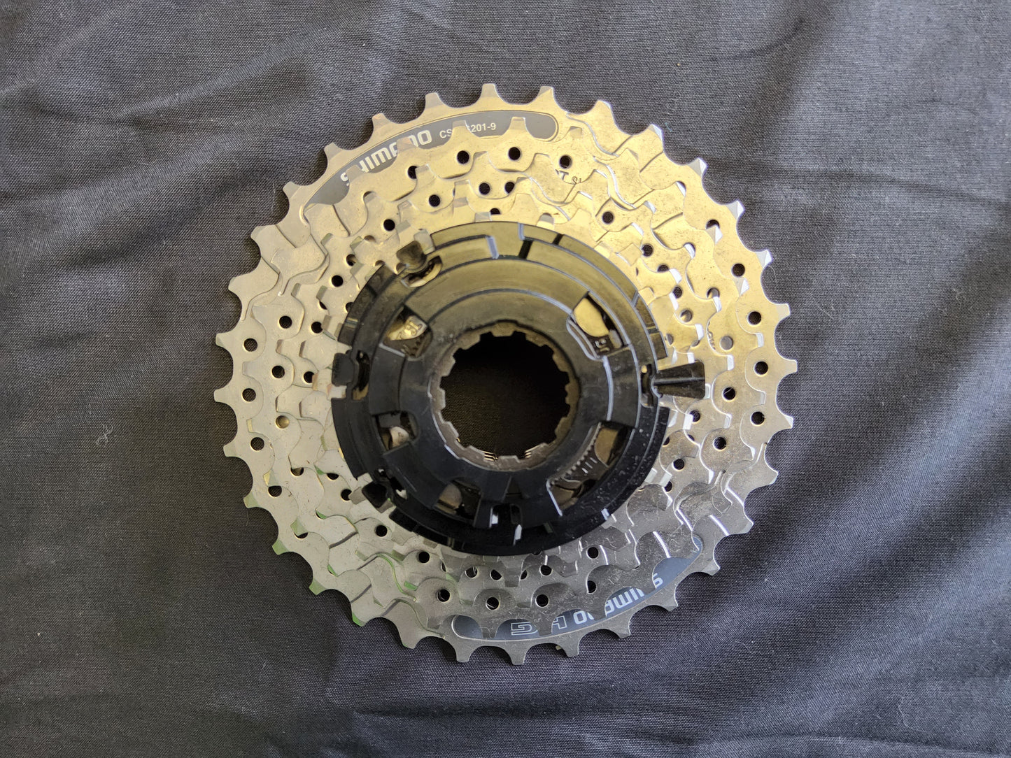 Shimano Cassette 9 speed CS-HG201-9